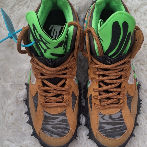 OFF-WHIIE NIKE AIR TERRA FORMA OFF-WHITE - Picture 1 of 7
